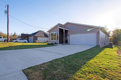 151 Kawainui Ln, Bastrop, TX 78602 - photo 3