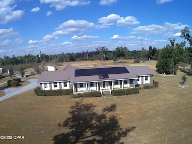 4883 Davis Dr, Marianna, FL 32446 - photo 2