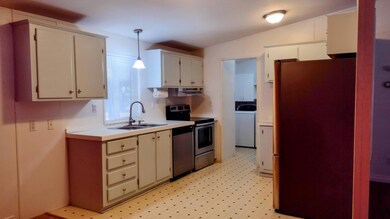 633 E Archwood Dr unit 128, Eagle Point, OR 97524 - photo 2