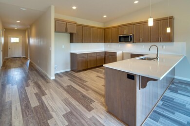 4876 SW Zenith Ave, Redmond, OR 97756 - photo 5