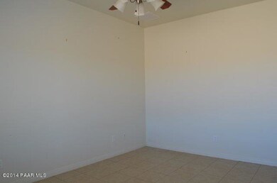 22020 N Dupont Dr, Paulden, AZ 86334 - photo 6