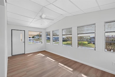 Bonus Florida Room with Lots of Light and Vaulted Ceilings.