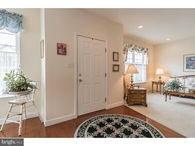 1076 Bordeaux Ln, Pennsburg, PA 18073 - photo 3