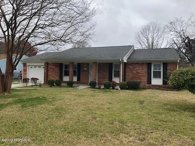 106 Lance Ct, Jacksonville, NC 28546 - photo 2