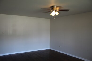 18049 Edwards Ave, Country Club Hills, IL 60478 - photo 5