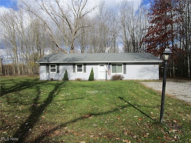 214 Ashtabula Point, Roaming Shores, OH 44084 - photo 2