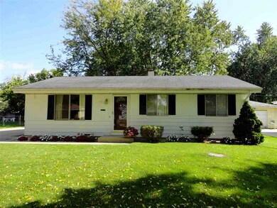 2213 S Palm St, Janesville, WI 53546 - photo 2