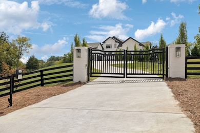 1801 Franklin Hills Ln, Franklin, TN 37069 - photo 4