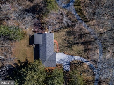 7621 Patapsco Dr, Sykesville, MD 21784 - photo 3