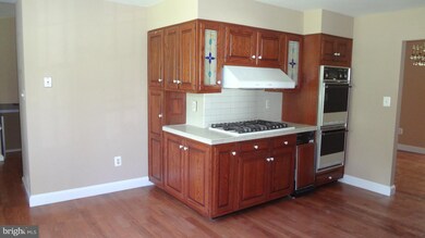 516 Beaumont Rd, Silver Spring, MD 20904 - photo 3