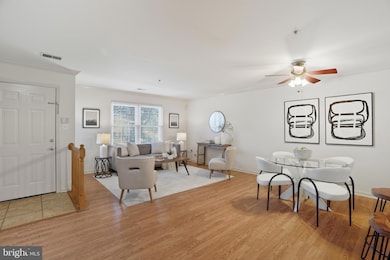 11256 Stagestone Way unit 137, Manassas, VA 20109 - photo 7