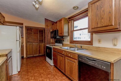 123 Malta Ave, Ballston Spa, NY 12020 - photo 4