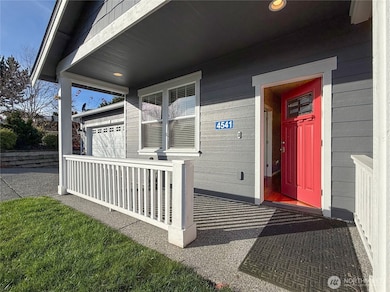 4541 E Broadway, Mount Vernon, WA 98274 - photo 2