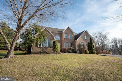 8 Remarkable Ct, Garnet Valley, PA 19060 - photo 2