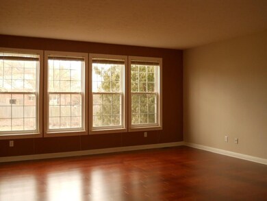 9852 Parkshore Dr, Fishers, IN 46038 - photo 5