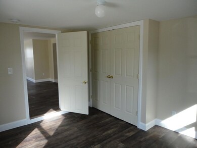 5 1st flr bedroom with laundry closet (C