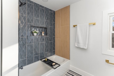 7040 W 114th St, Worth, IL 60482 - photo 5