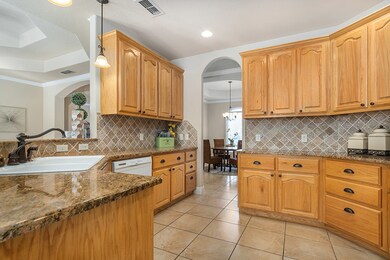 803 Dogwood Ln, Fredericksburg, TX 78624 - photo 7