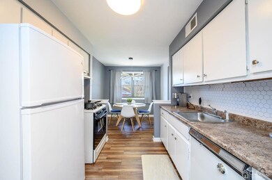 1300 Rock Ave unit E8, North Plainfield, NJ 07060 - photo 5