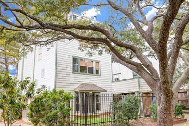 1918 Ridgewood St, Houston, TX 77006 - photo 3