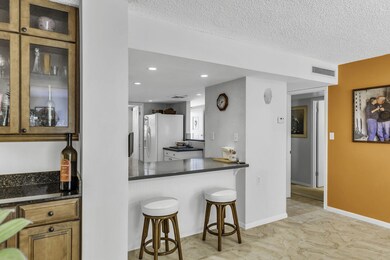 Casa Clara, Unit 209