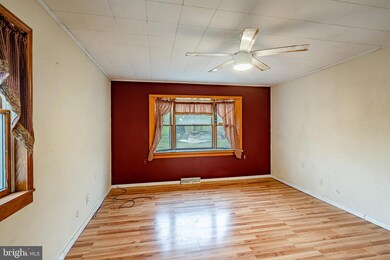 1203 New Holland Rd, Reading, PA 19607 - photo 5