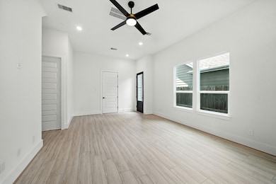 7117 England St unit B, Houston, TX 77021 - photo 6