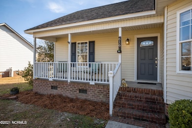 616 Bayberry Ln, Winterville, NC 28590 - photo 5