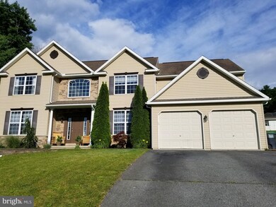 203 Walnut Ct, Orwigsburg, PA 17961 - photo 2