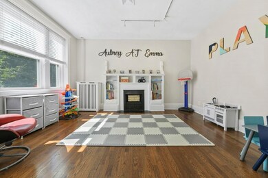 10 Fuller St unit 2, Brookline, MA 02446 - photo 7