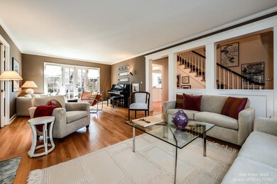 Living room doors to backyard
