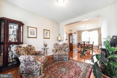 22134 Long Bow Dr, California, MD 20619 - photo 4