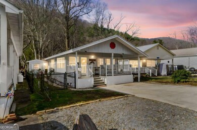 4117 Riverbank Run unit 17, Hiawassee, GA 30546 - photo 3