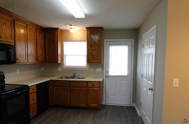 233 W Wrasling Way, Warner Robins, GA 31088 - photo 5