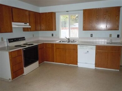 811 E Hawaii Ave, Nampa, ID 83686 - photo 2