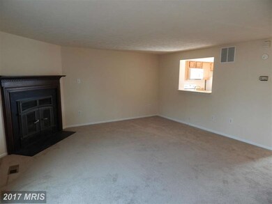 1314 E Spring Meadow Ct, Edgewood, MD 21040 - photo 5