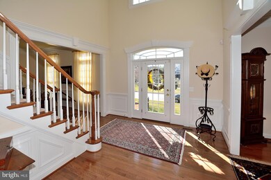 9036 Swans Creek Way, Lorton, VA 22079 - photo 3