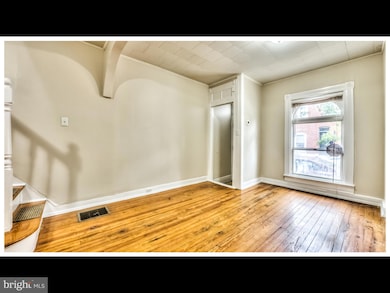 147 N Decker Ave, Baltimore, MD 21224 - photo 6