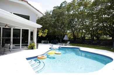 1202 Manor Dr S, Weston, FL 33326 - photo 5