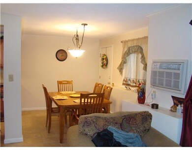 400 New River Rd unit 407, Manville, RI 02838 - photo 4