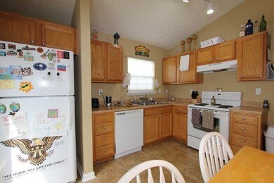 1029 Alexandria Dr, Lawrenceburg, KY 40342 - photo 4