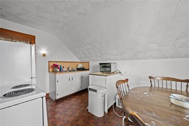 350 Broadway unit 2, Newport, RI 02840 - photo 7