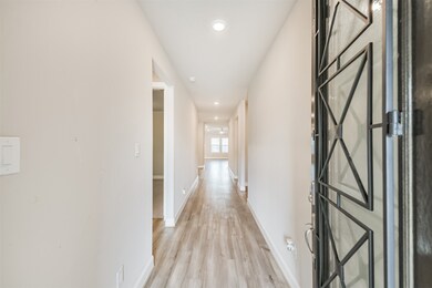 17869 Hanson Ridge Ct, Montgomery, TX 77316 - photo 4