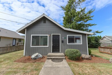 109 Grove Ave, Tillamook OR-10