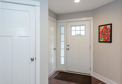 2_Entrance-1