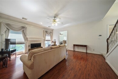 7910 Rio Crystal Dr, Houston, TX 77095 - photo 6