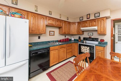 843 New Jersey Ave, Woodbury, NJ 08096 - photo 6