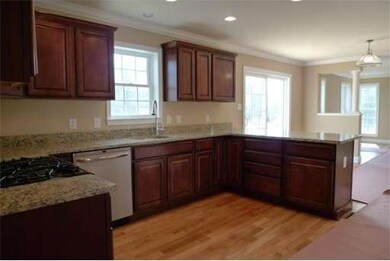 53 Laura Dr unit 16, Attleboro, MA 02703 - photo 6