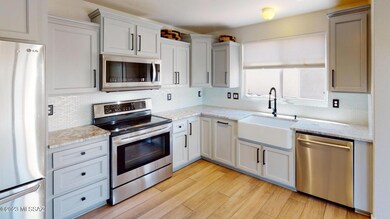 Via-Elemental-Kitchen (1)