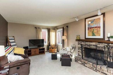 4541 50th St, Des Moines, IA 50310 - photo 2